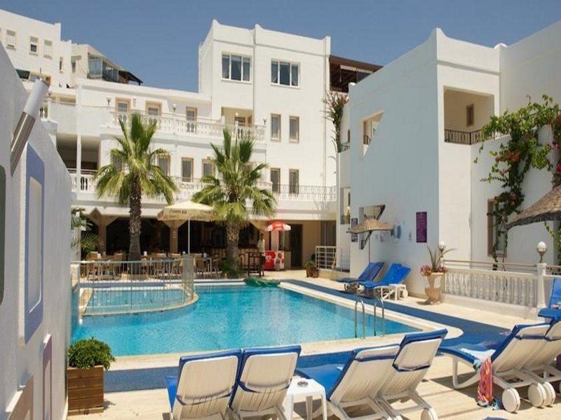Roadhouse Apartments Gümbet Extérieur photo